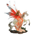 Fee orange auf Einhorn
